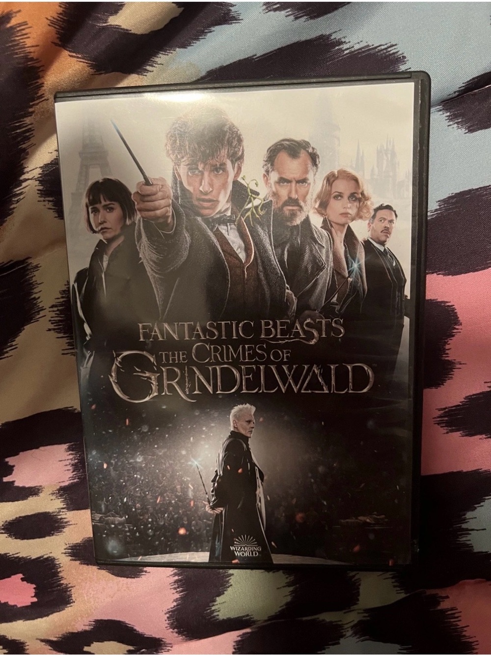 Fantastic Beasts: The Crimes of Grindelwald - Black DVD